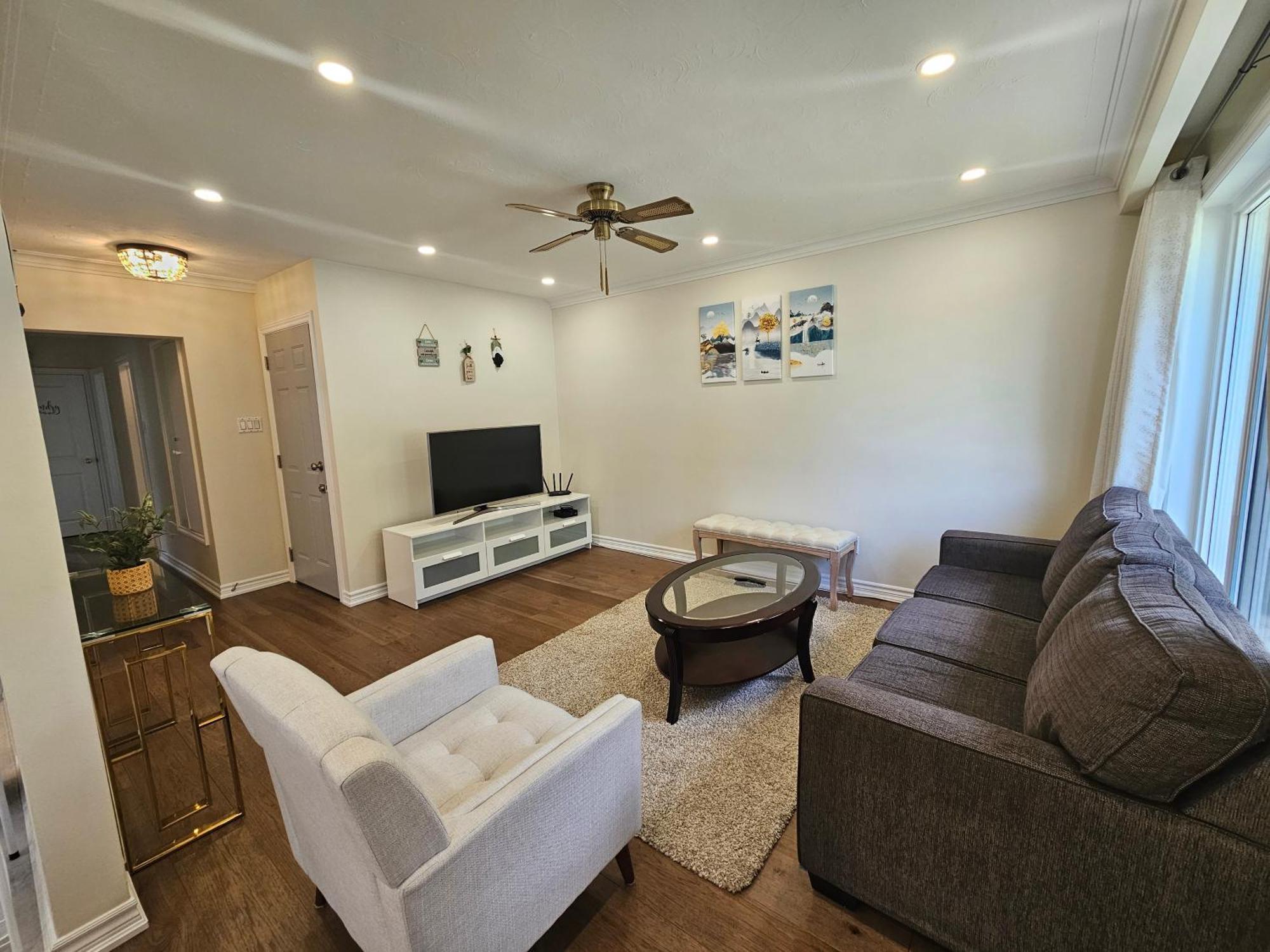 多伦多Newly-Renovated 3Br House, 12 Minutes To Airport公寓 外观 照片