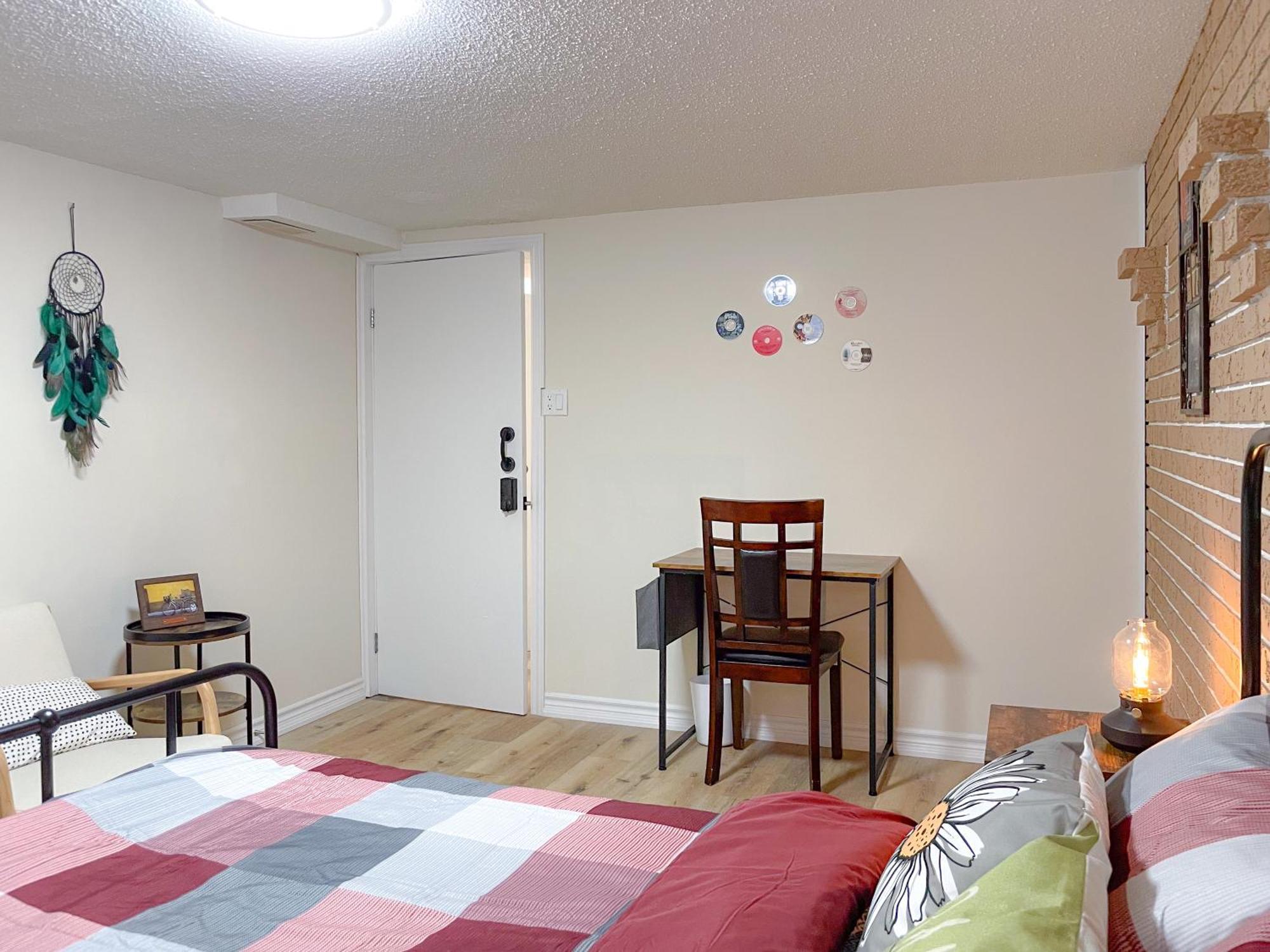 多伦多Newly-Renovated 3Br House, 12 Minutes To Airport公寓 外观 照片